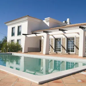 quinta-da-esteva.hotelaalgarve.com/